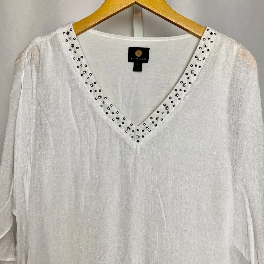 JM Collection Womenʻs White Embellished V-Neckline Flowy Poncho Top Large